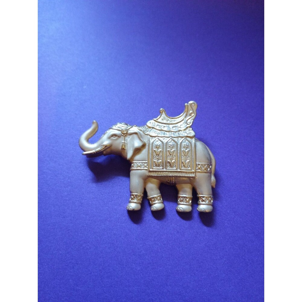 Vintage JJ Jonette Elephant Brooch Gold Tone Indian Howdah Figural Pin Signed